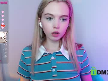 cosplay cam girl small_blondee image #3372981