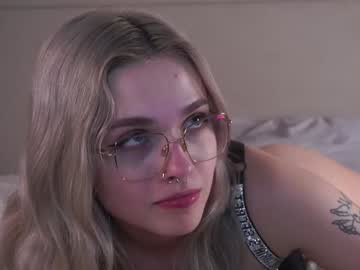 elinacherry cosplay cam
