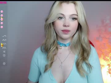 cosplay cam girl small_blondee image #4151659