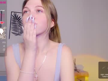 cosplay cam girl small_blondee image #3221157