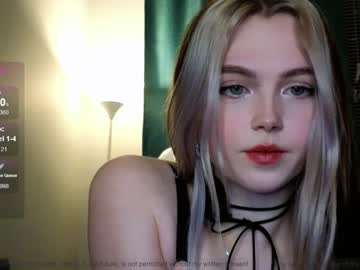 cosplay cam girl small_blondee image #6341627