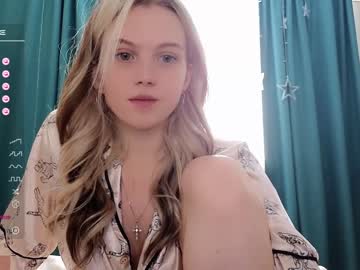 cosplay cam girl small_blondee image #5296743