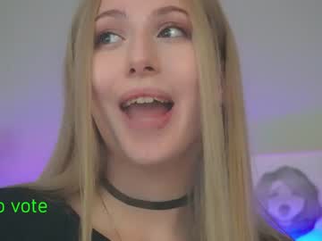 cosplay cam girl april_oneel image #1614976