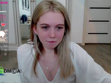 cosplay cam girl small_blondee image #3357566