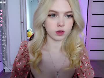 cosplay cam girl small_blondee image #3802764