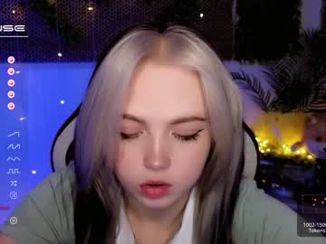 cosplay cam girl small_blondee image #4751285