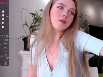 cosplay cam girl small_blondee image #1971959