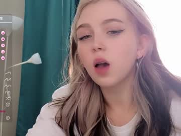 cosplay cam girl small_blondee image #5462639