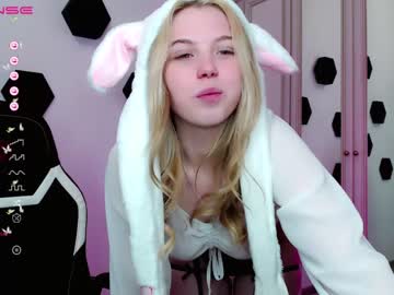 cosplay cam girl small_blondee image #4210097