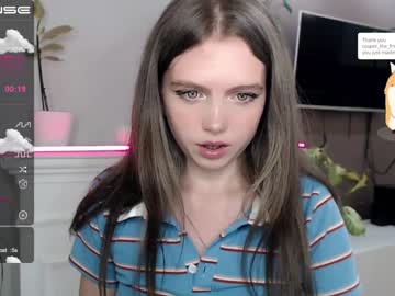 cosplay cam girl small_blondee image #2720978