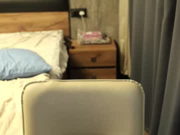 lily_lyn cosplay cam