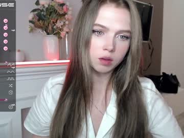 cosplay cam girl small_blondee image #2779021