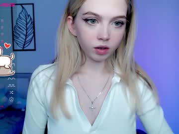 cosplay cam girl small_blondee image #3600840