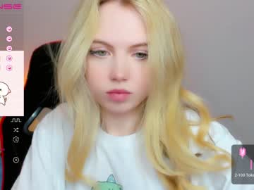 cosplay cam girl small_blondee image #3725100