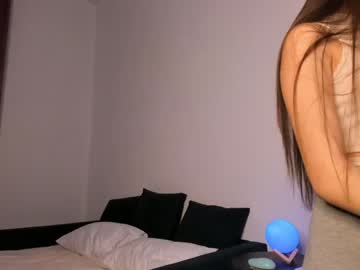 cosplay cam girl emilybatee image #3903578