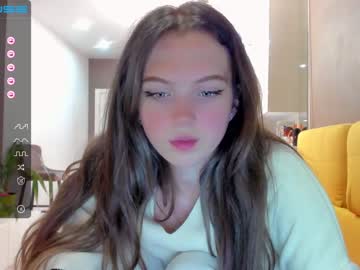 cosplay cam girl small_blondee image #2672501