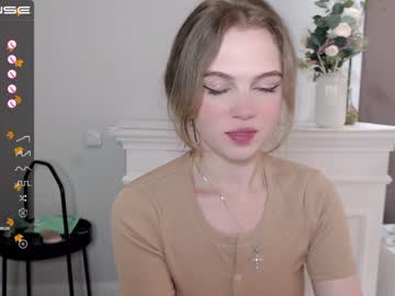 cosplay cam girl small_blondee image #2879634