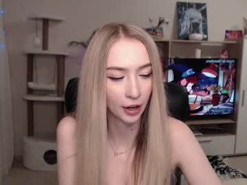 cosplay cam girl gudeeetama image #355033