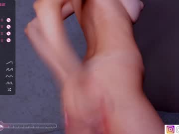 cosplay cam girl bzzzme image #5472808