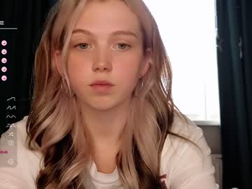 cosplay cam girl small_blondee image #5246967