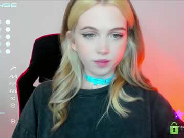 cosplay cam girl small_blondee image #4144823