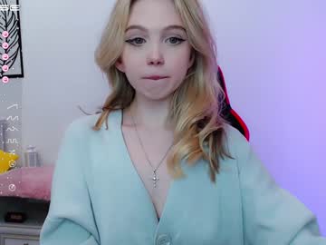cosplay cam girl small_blondee image #3825372