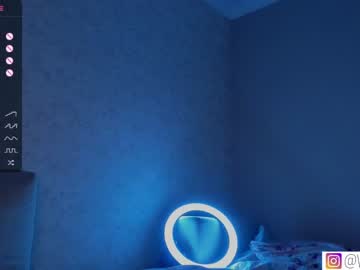 cosplay cam girl bzzzme image #6441322