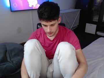 cosplay cam man roberto_twink1 image #890460