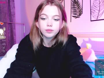 cosplay cam girl small_blondee image #3236786