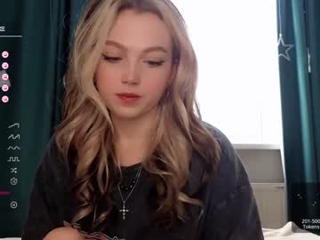 cosplay cam girl small_blondee image #5338871