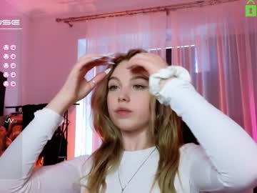 cosplay cam girl small_blondee image #4745289