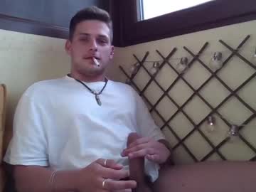 cosplay cam man roberto_twink1 image #4466549