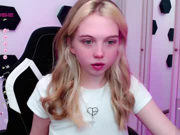 cosplay cam girl small_blondee image #4223152