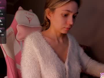 cosplay cam girl bzzzme image #6940176