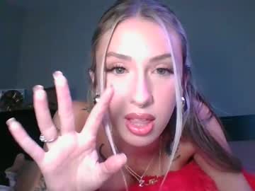 mollymckayy cosplay cam