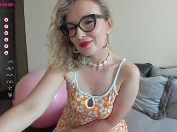 cosplay cam girl emilymilf__ image #4844082
