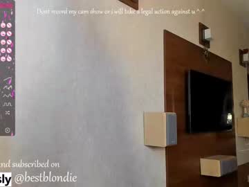 webcam girl bestblondiiecb capture image #3285034