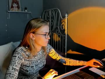 cosplay cam girl linellali image #2454588