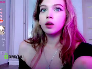 cosplay cam girl small_blondee image #3315918
