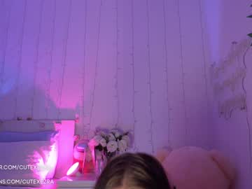 cosplay cam girl ezra image #3654847