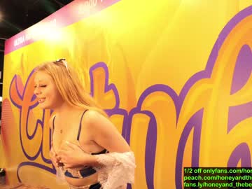 cosplay cam couple honeyand_thebear image #319175