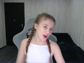 cosplay cam girl kylie_mine image #2813722