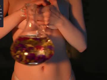 cosplay cam girl mother__of__dragons image #5594579