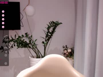 cosplay cam girl small_blondee image #2470412