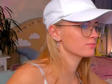 cosplay cam girl linellali image #2591534