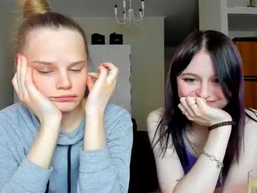 cosplay cam couple sophie_and_rachelss image #3616658