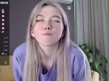 cosplay cam girl small_blondee image #1578070