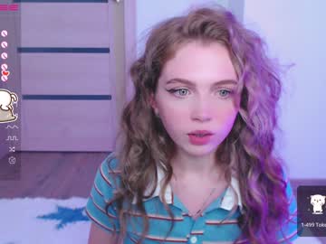 cosplay cam girl small_blondee image #3096117