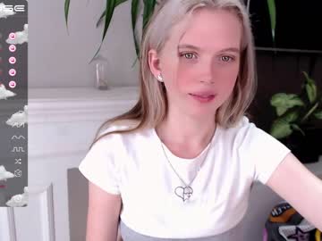 cosplay cam girl small_blondee image #2503566