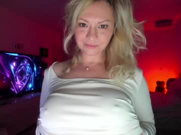 webcam girl kiradivine capture image #2181982